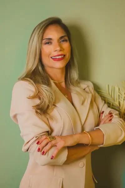 Dra. Aline de Souza